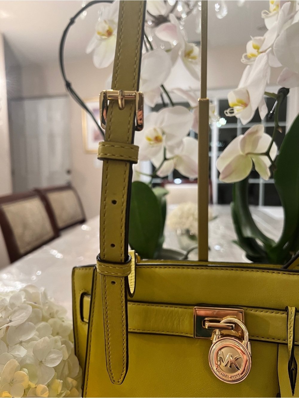 Michael Kors Hamilton Citron Yellow Satchel Crossbody Bag - Picture 4 of 12